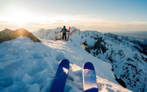 Viete, čo zahŕňa lavínová výbava skialpinistov?